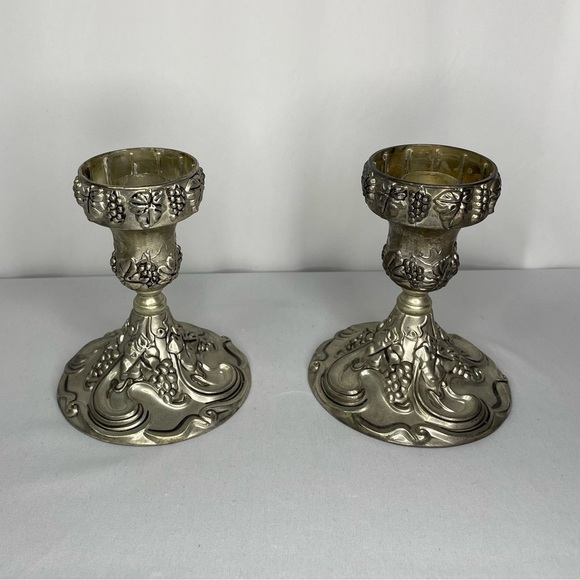 Vintage Set Godinger Silver Co. Candlestick Grapevine Design - Picture 2 of 2